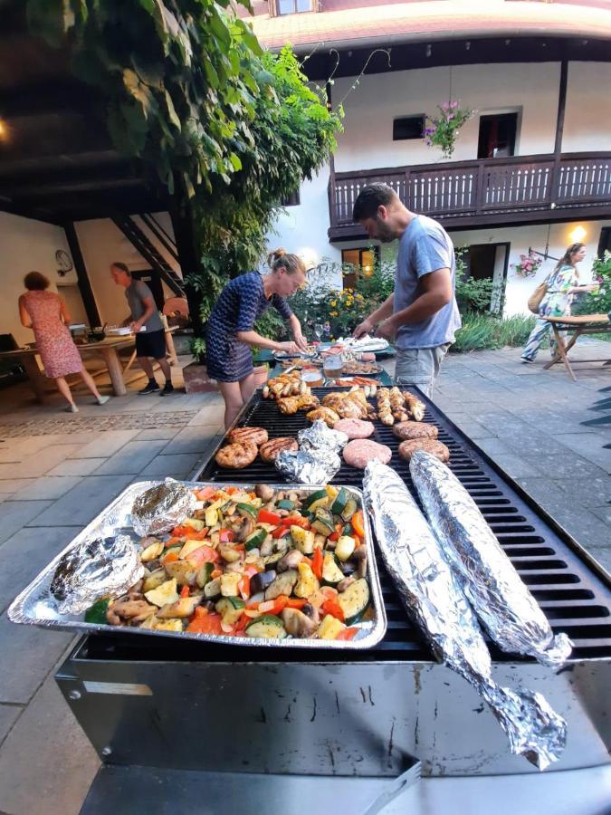 Lidmiluv Mlyn Hotell Sadek Exteriör bild